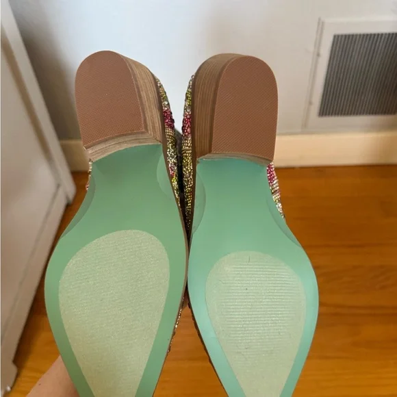 NWT Betsey Johnson Rhinestone Floral Embellished Women's Boots Sz 8 - Picture 5 of 6